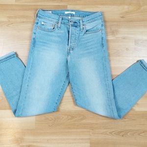 Levis Wedgie Fit Button Fly High Waist Mom Jeans